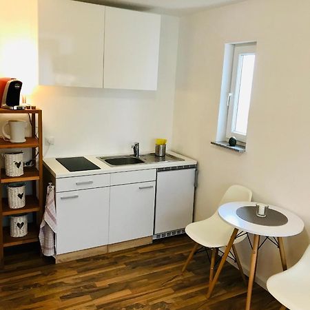 Top Renoviertes Apartement In Bester Lage Von Homburg- 5 Fussminuten Zur Uniklinik Homburg  Eksteriør billede